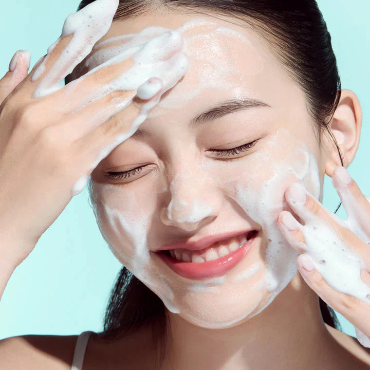 PDRN Hyaluronic Acid Moisturizing Cleansing Foam (150ml) - Image 3
